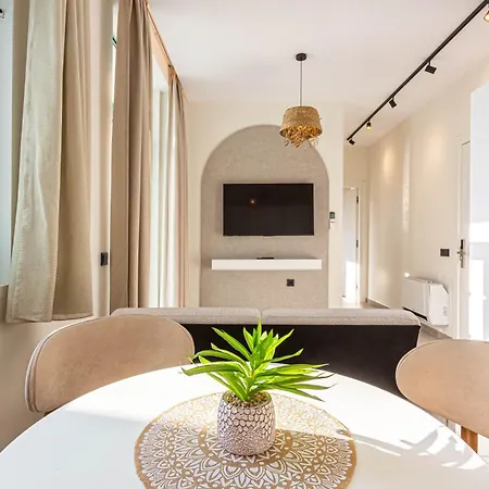 Santorini Dream 1 Bedroom W Parking, Kitchen, Sea Sunset View - Drymades Apartment