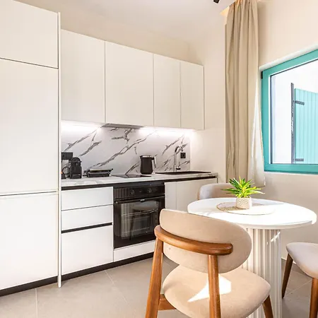 Santorini Dream 1 Bedroom W Parking, Kitchen, Sea Sunset View - Drymades Apartment